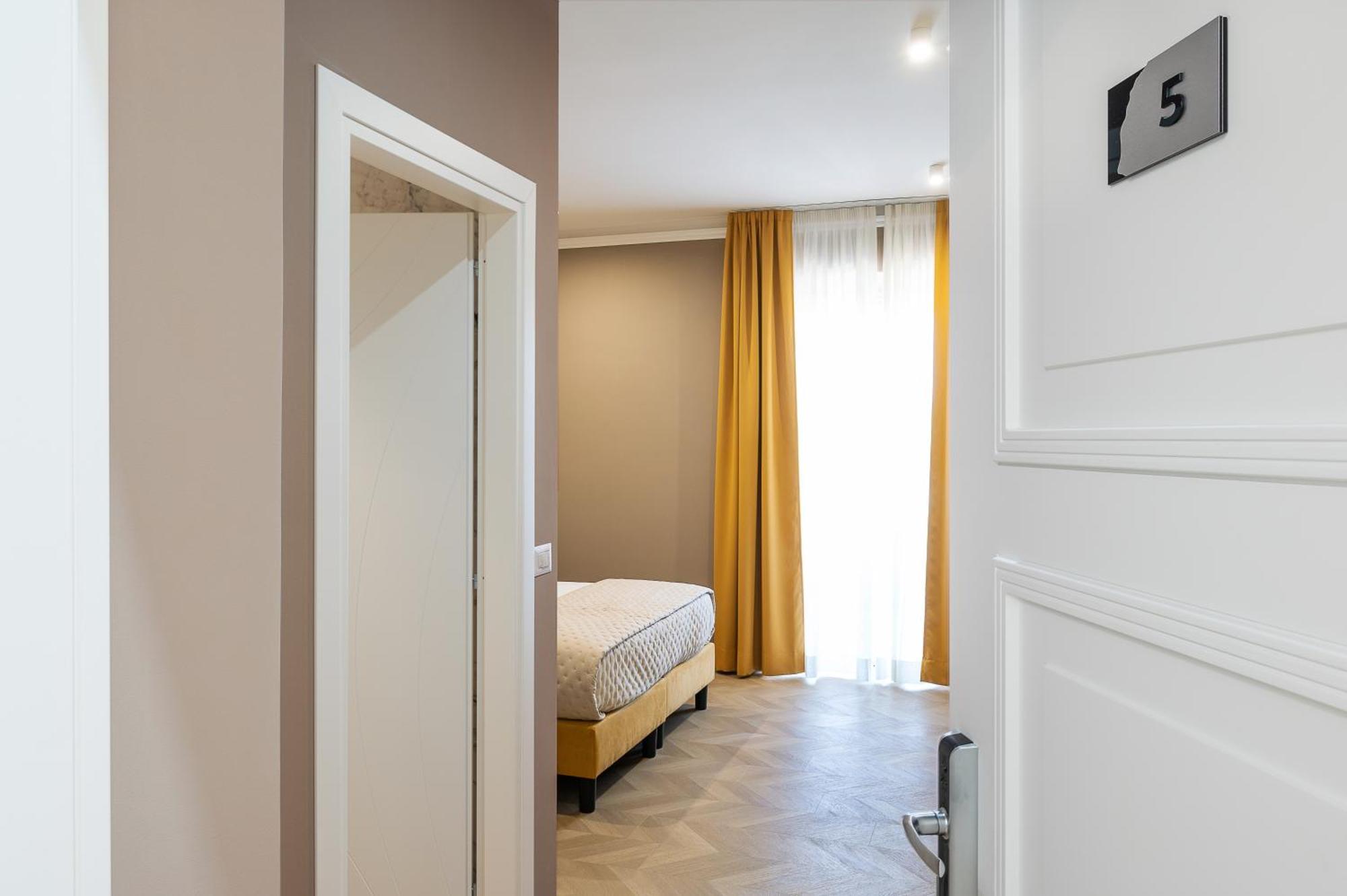 Colonna Inn Rzym Zewnętrze zdjęcie